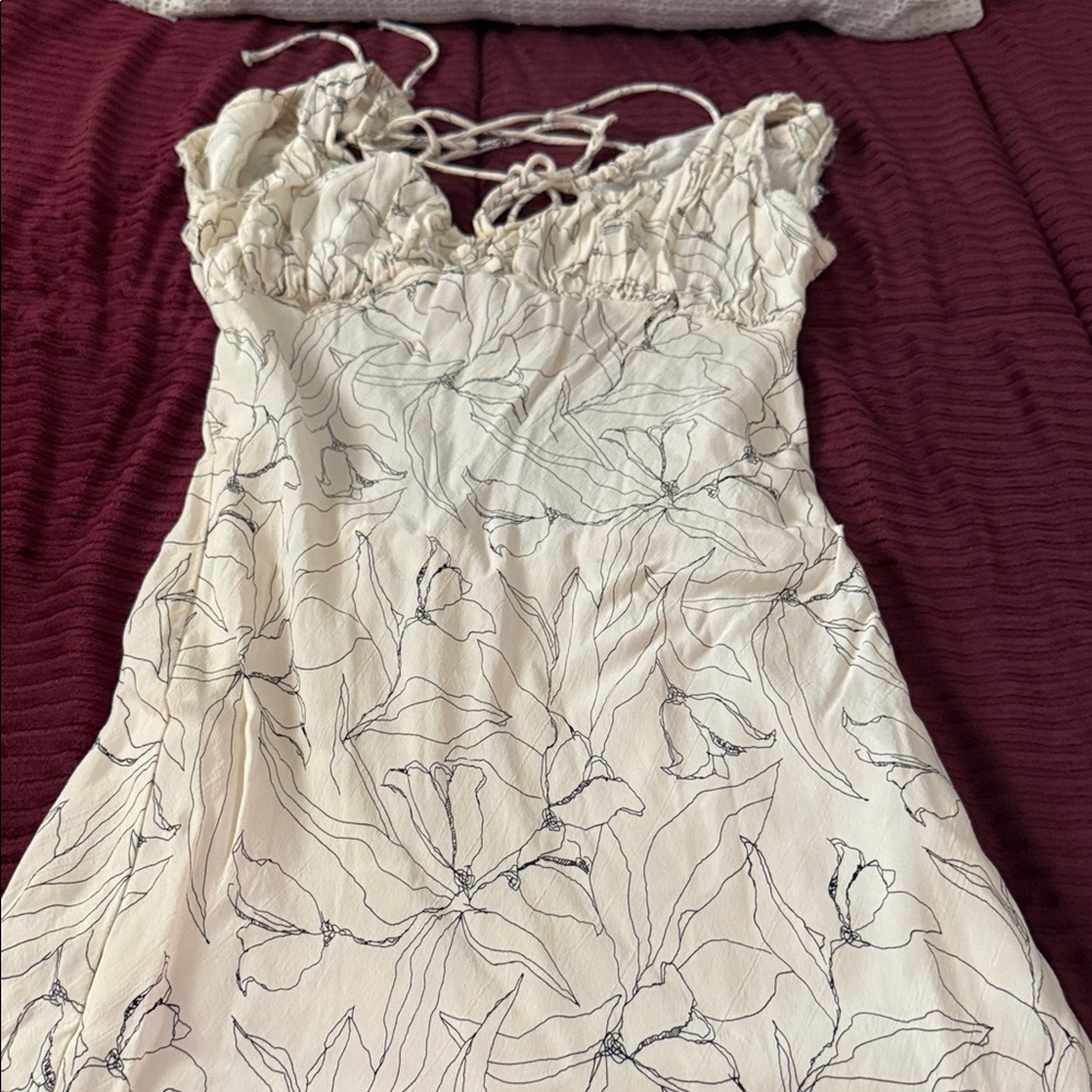 Elegant Cream Floral Midi Dress